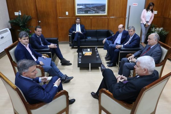 Españoles interesados en puente Chaco’i-Asunción