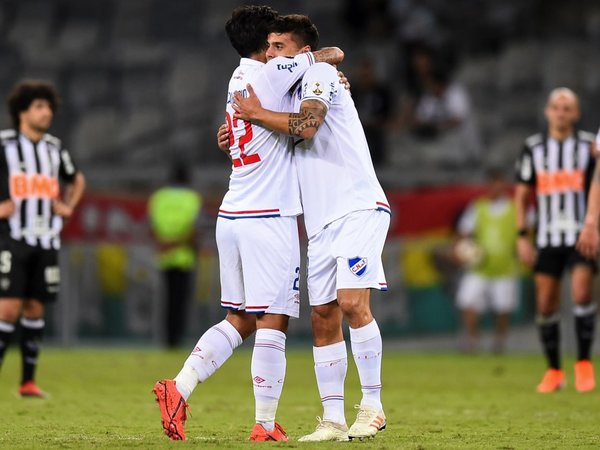 Nacional clasifica y peleará por el primer lugar con Cerro Porteño