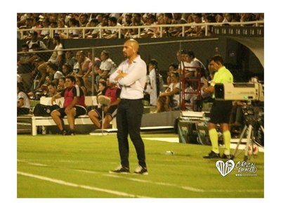 Sergio Órteman meterá mano en su plantel