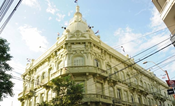 HOY / Apuntan a mejorar gasto público: compras consolidadas y revisión del PGN