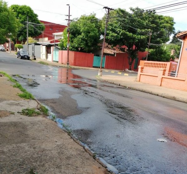 Pérdida de agua - Cronicas Ciudadanas - ABC Color