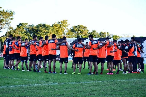 El presidente no descarta ser el DT | Paraguay en Noticias