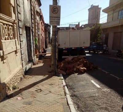 Bicisenda obstruida - Cronicas Ciudadanas - ABC Color