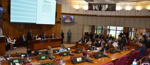Inicia sesión extra del Senado para proseguir con juicio político a contralor - ADN Paraguayo