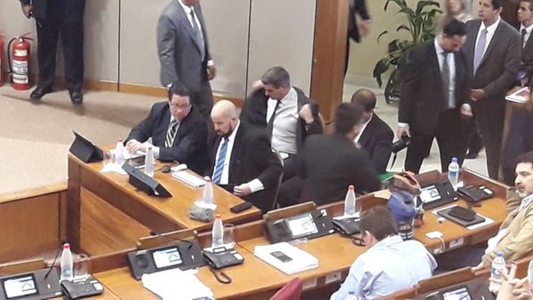 Defensa del contralor solicita que se rechace el juicio político - ADN Paraguayo