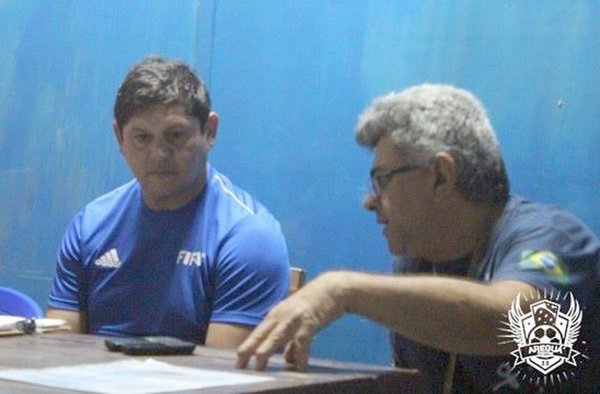 Luis Escobar, al servicio del fútbol - Deportes - ABC Color