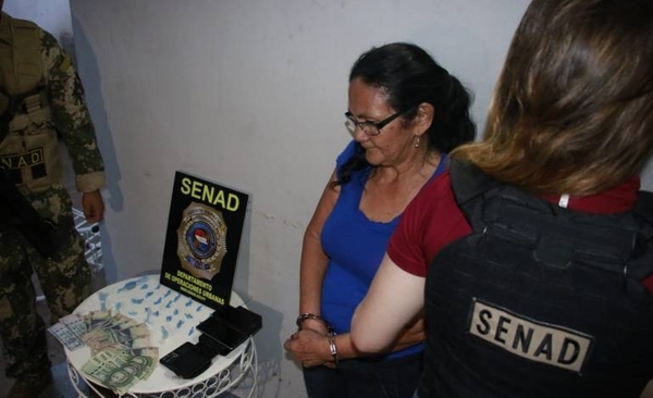 HOY / Anciana dedicada a vender drogas de todo tipo cae con la 'mano en la masa'