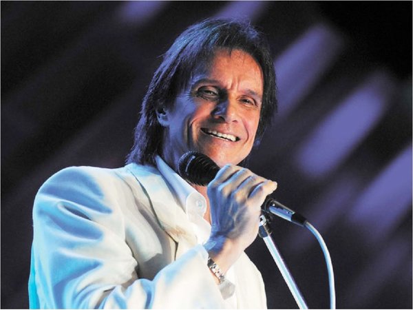 Plantean declarar visitante ilustre al cantante Roberto Carlos