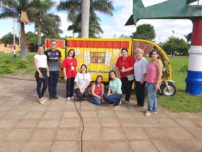 La primera biblioteca móvil del Paraguay