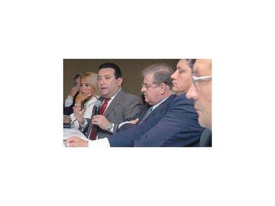 Piden que cargo en Parlasur sea honorífico y no pagado