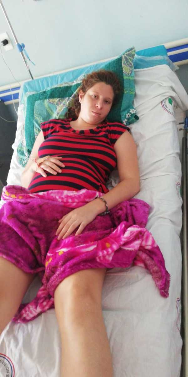 Mujer embarazada denuncia por abandono a su pareja, un ujier de la Fiscalía de CDE