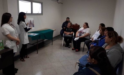 HOY / Pacientes con obesidad sobrellevan tratamiento con grupo de autoayuda
