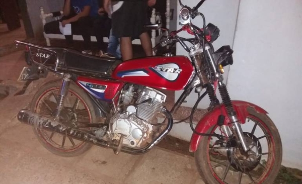Tras seguidilla de asaltos caen motochorros en Capiatá | Paraguay en Noticias