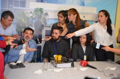 Entregan 21 mil firmas contra las listas cerradas - ADN Paraguayo