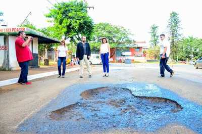 Bacheos realizados no bastan, debido al mal estado de las calles
