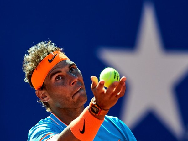 Nadal despide a Ferrer de su último Godó y se clasifica para cuartos