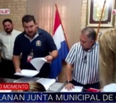 Allanan Junta Municipal de CDE en busca de caja paralela - Paraguay.com
