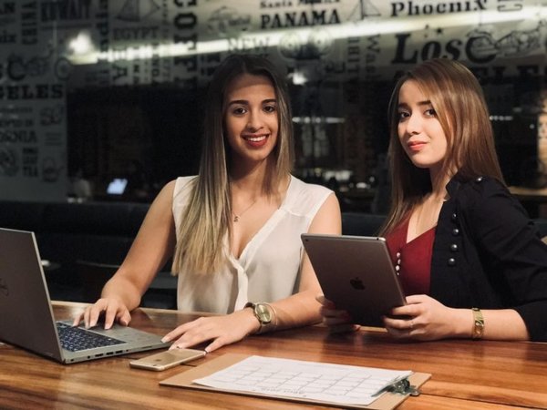 El marketing en redes sociales, un nuevo emprendimiento de dos chicas jóvenes - Periodismo Joven - ABC Color