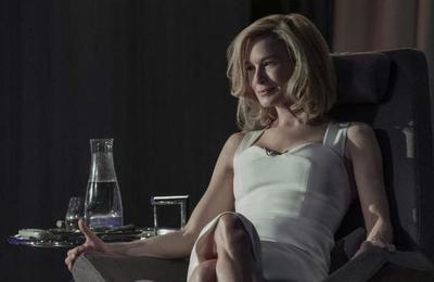 Renée Zellweger se 'convierte' en la nueva Sharon Stone y luce irreconocible - C9N