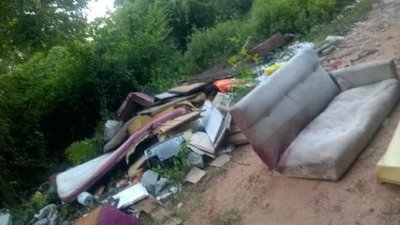 Hospital de Limpio habría tirado basura a un baldío - Nacionales - ABC Color