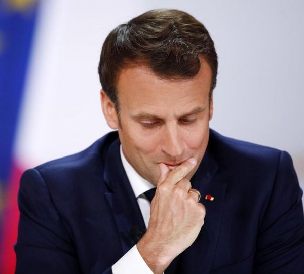 Macron hace mea culpa pero descarta cambio de rumbo | Paraguay en Noticias