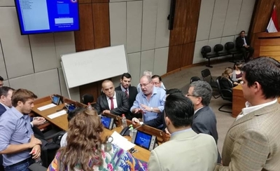 HOY / Desbloqueo: cupo de mujeres, uno de los puntos que genera debate en Diputados