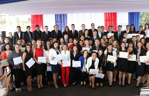 Becal: mañana último día de inscripción para becas de Postdoctorado | Paraguay en Noticias