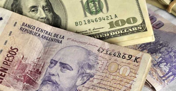 El dólar abre al alza en Argentina y la prima de riesgo pasa los 1.000 puntos - ADN Paraguayo