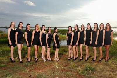 Después de 30 años se realizá la elección de Miss San Antonio | Paraguay en Noticias 