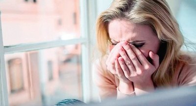 “Me dejó solita esperando en el auto por una hora”