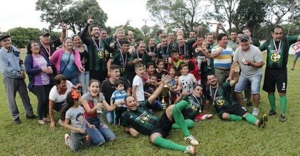 Liga Regional de Fútbol de Ypacaraí celebra sus 100 años - Nacionales - ABC Color