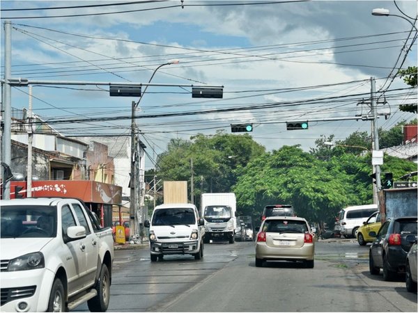 Señalización inexistente   o en mal estado es un peligro en Asunción