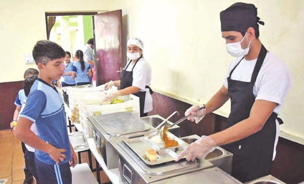Prieto afirma que las empresas sobrefacturan el almuerzo escolar | Diario Vanguardia 07