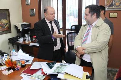 Pidió 15 millones para no procesar a denunciado por violencia familiar - ADN Paraguayo
