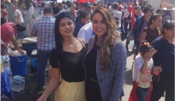 Vivi Figueredo Asistió A La Manifestación Y Aseguró: “No Fui Para Figuretear”