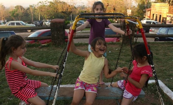 HOY / El juego al aire libre asegura el crecimiento de niños sanos