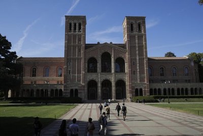 Cerca de 300 universitarios en cuarentena por sarampión en Los Ángeles | .::Agencia IP::.