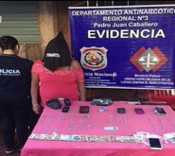Capturan a mujer traficante de crack en Amambay - Paraguay.com