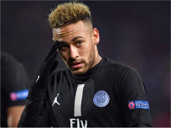 Neymar, sancionado tres partidos por "insultar" a los árbitros