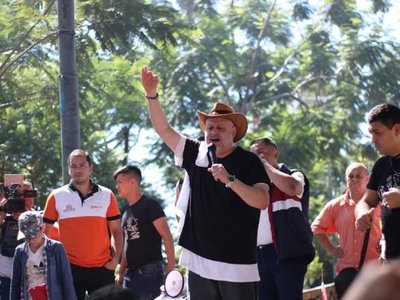 Payo Cubas amenazó al presidente Marito