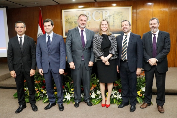 Liana Caballero asume como nueva integrante del directorio del BCP