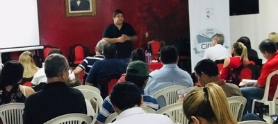 Capacitan a 6148 agentes electorales para las municipales en CDE - ADN Paraguayo