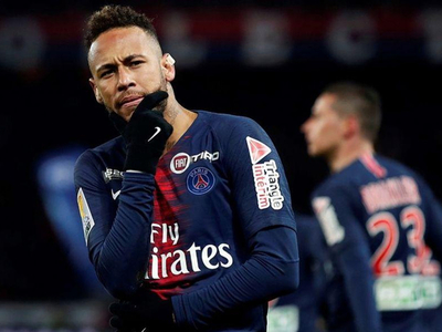 Neymar fue suspendido por la UEFA por insultar a árbitros