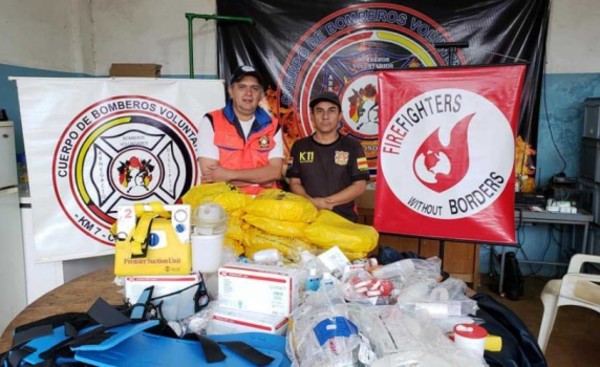 Bomberos de Mallorquín reciben donaciones de otra compañía esteña