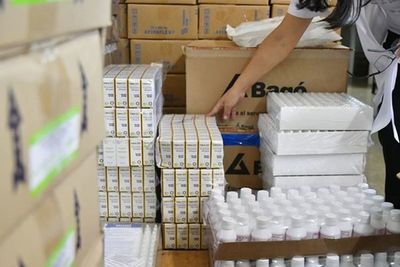 “Pará-na los criaderos”: Refuerzan medicamentos para tratar dengue  | Paraguay en Noticias 