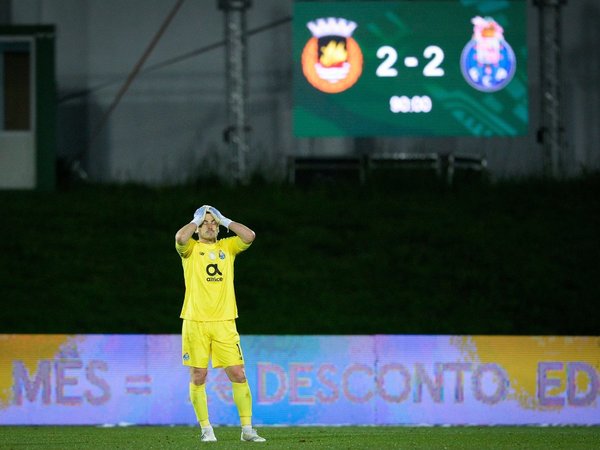 Un empate en el minuto 90 empaña las esperanzas del Porto