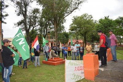 FNC acuerda conformar mesa de trabajo con Gobernación de Paraguarí | Paraguay en Noticias 
