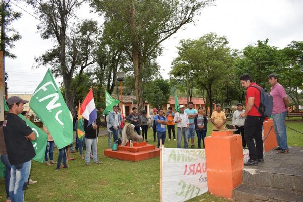 FNC acuerda conformar mesa de trabajo con Gobernación de Paraguarí | Paraguay en Noticias