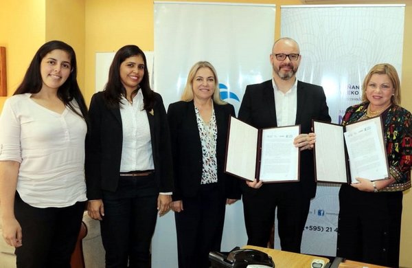 Acuerdan fortalecer protección de mujeres - Edicion Impresa - ABC Color
