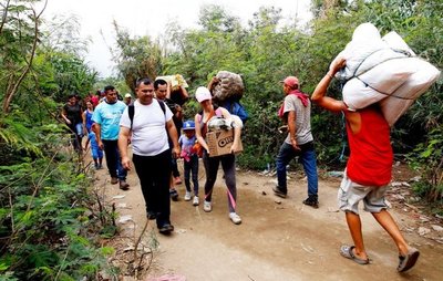 Hallan cuerpos de balseros venezolanos en el Caribe - Edicion Impresa - ABC Color